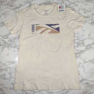 NWT Cream Reebok Tee Size Medium